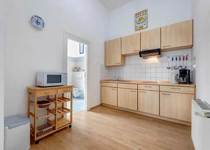 Germania 5 Apartment *